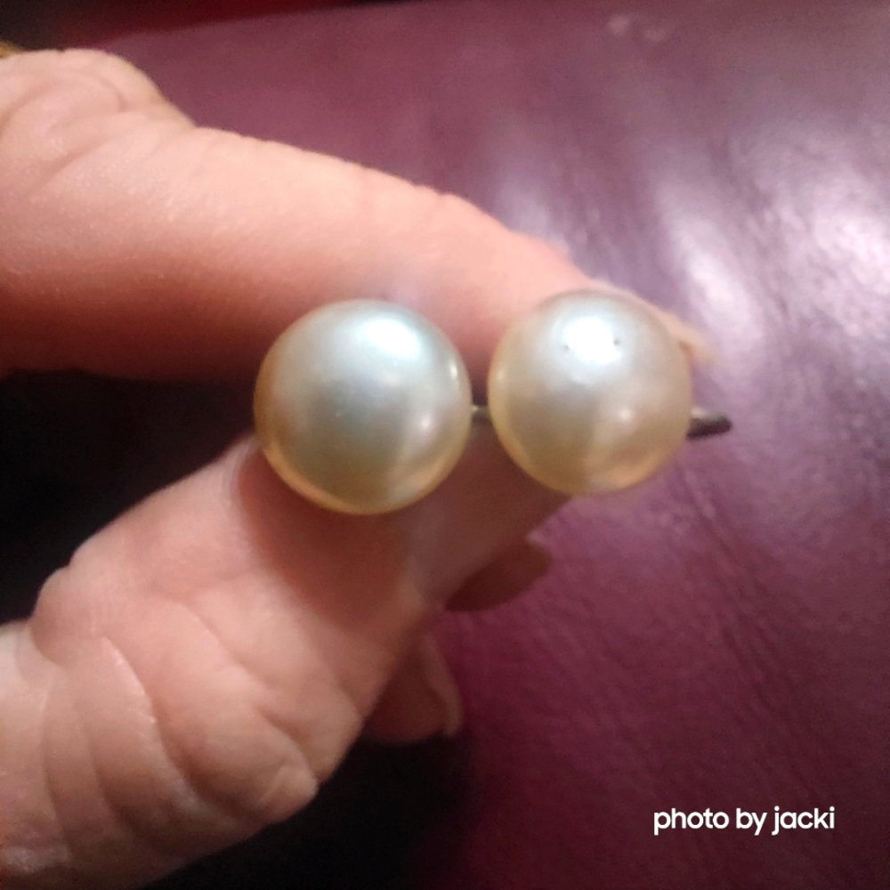 Vintage Faux Pearl Screwback Earrings